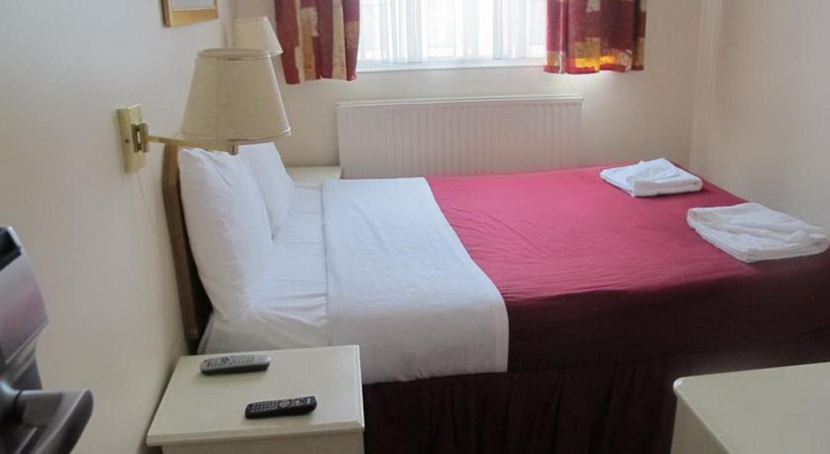 ชิสวิค ลอดจ์ โฮเต็ล Hotel ลอนดอน ภายนอก รูปภาพ